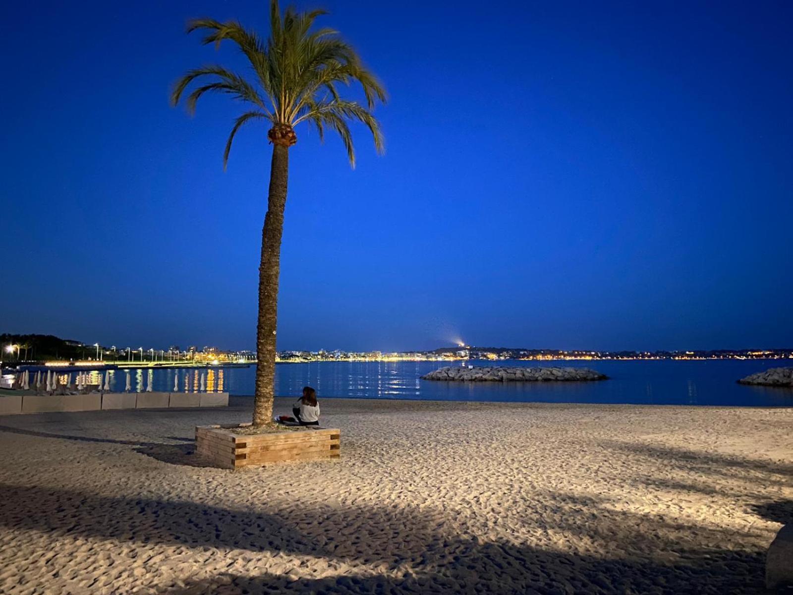 Vue Mer Juan Les Pins อองทีบส์ ภายนอก รูปภาพ
